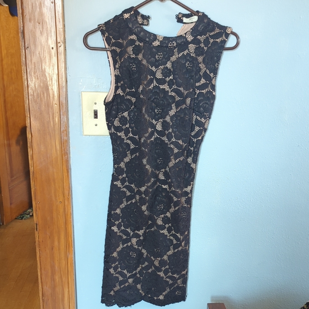 Elegant Black Lace Dress